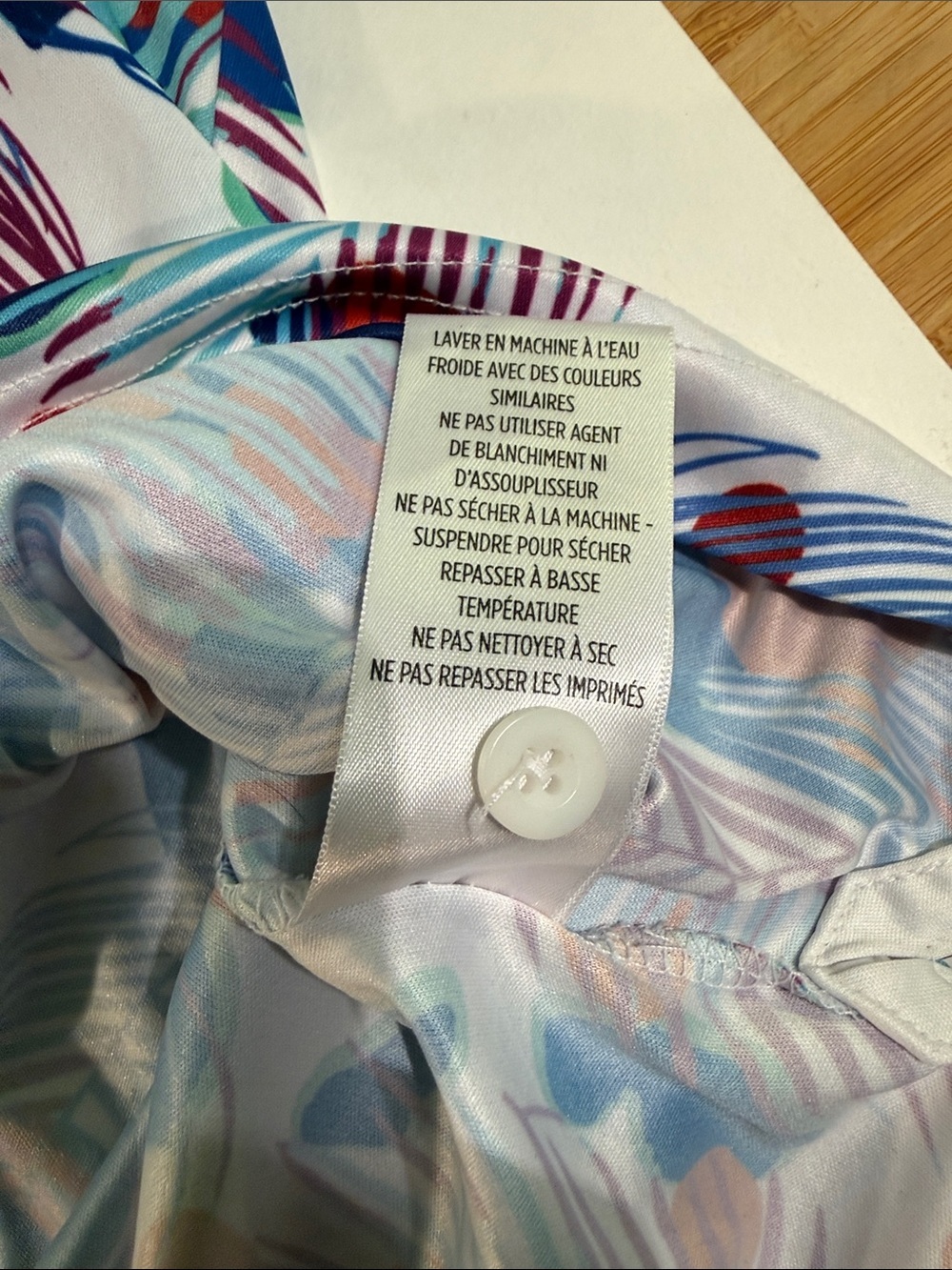 Robert Graham Multicolor Palm-Print Top - White Base with Red & Blue - Picture 9 of 9